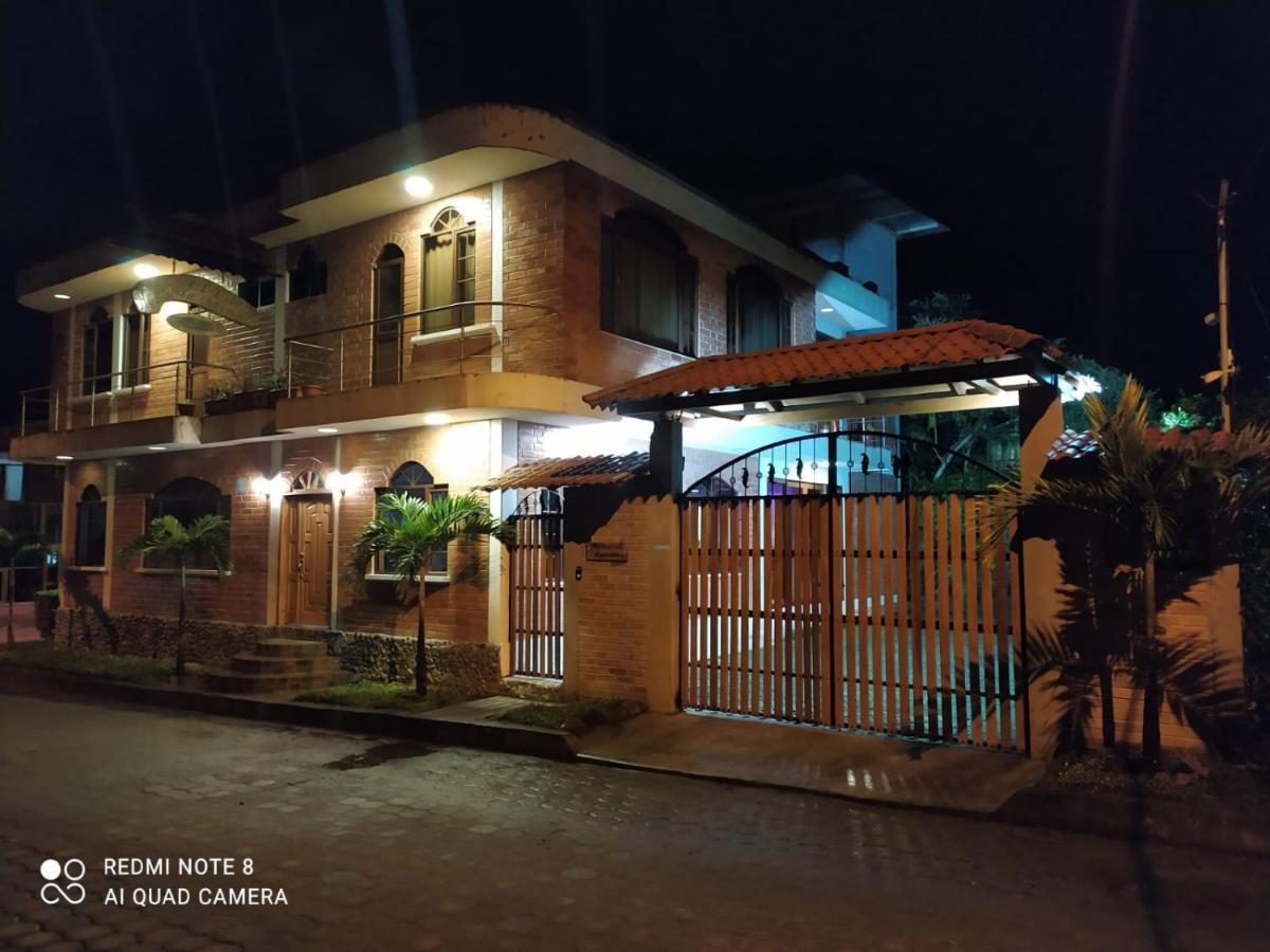 Hostal El Eden De Mindo Exterior photo