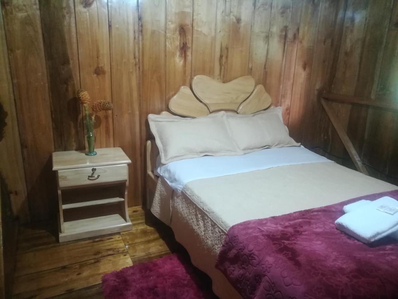 Hostal El Eden De Mindo Exterior photo